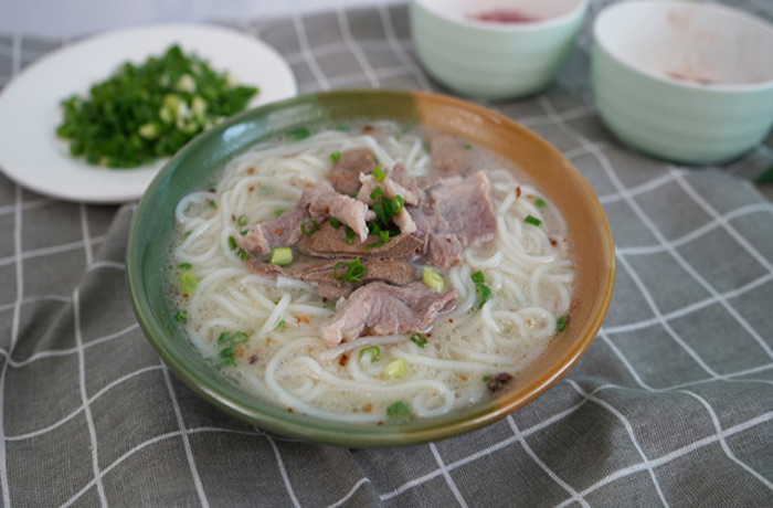 九所镇原味汤粉王培训